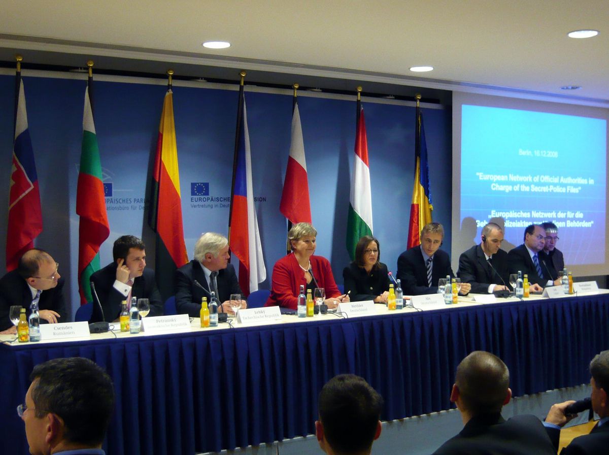 Pressekonferenz zur Gründung des Europäischen Netzwerks