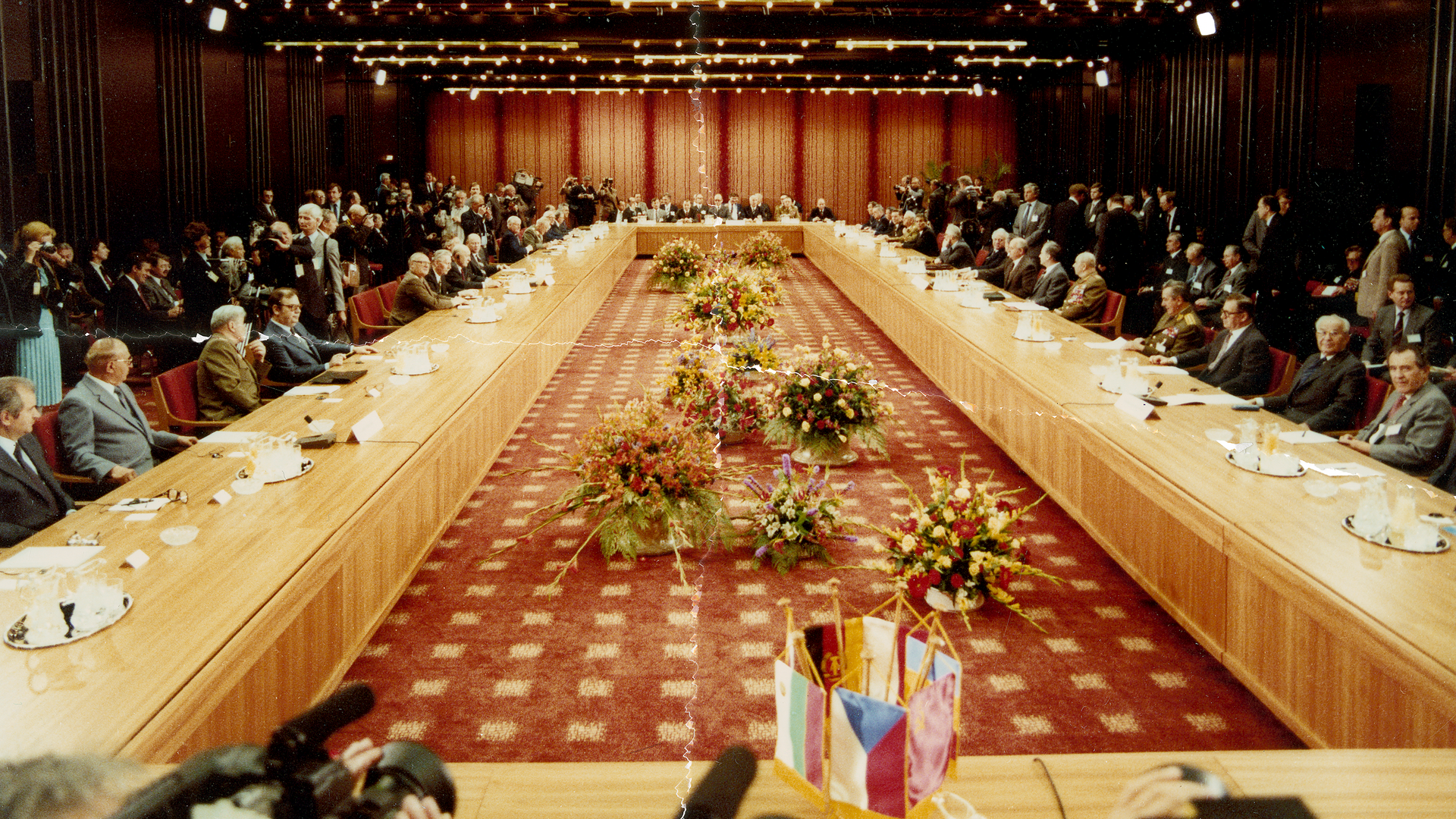 Tagung des politisch beratenden Ausschusses der Warschauer Vertragsorganisation (WVO) im Interhotel Palasthotel in Berlin-Mitte am 28.05.1987