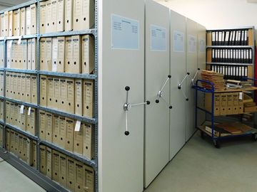 Aktenschränke im Stasi-Unterlagen-Archiv Schwerin