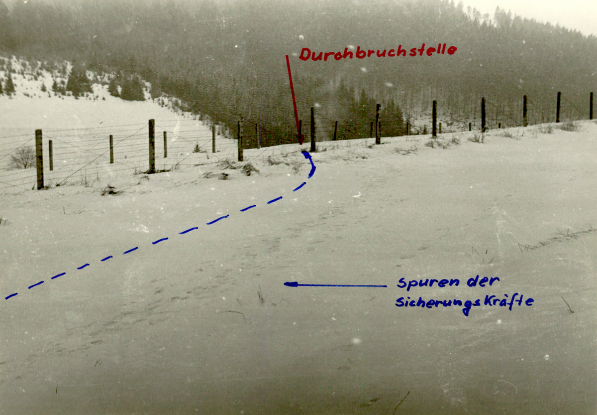 Akribisch wurde der "Grenzdurchbruch" rekonstruiert und Spuren sichergestellt. Mit Strichelchen markierte die Stasi den Rodelverlauf.